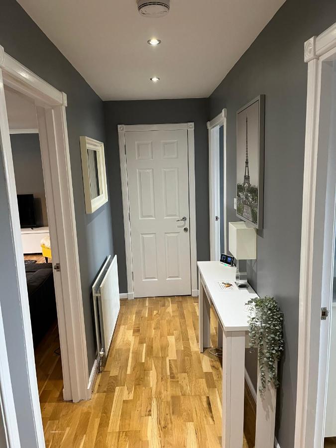 Flat Three, 212 Eaglesham Road, East Kilbride, Glasgow 외부 사진